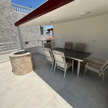 Istanberry - Ladies Premium Terrace Appartement Kusadası
