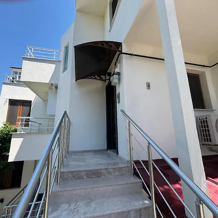 Istanberry - Ladies Premium Terrace